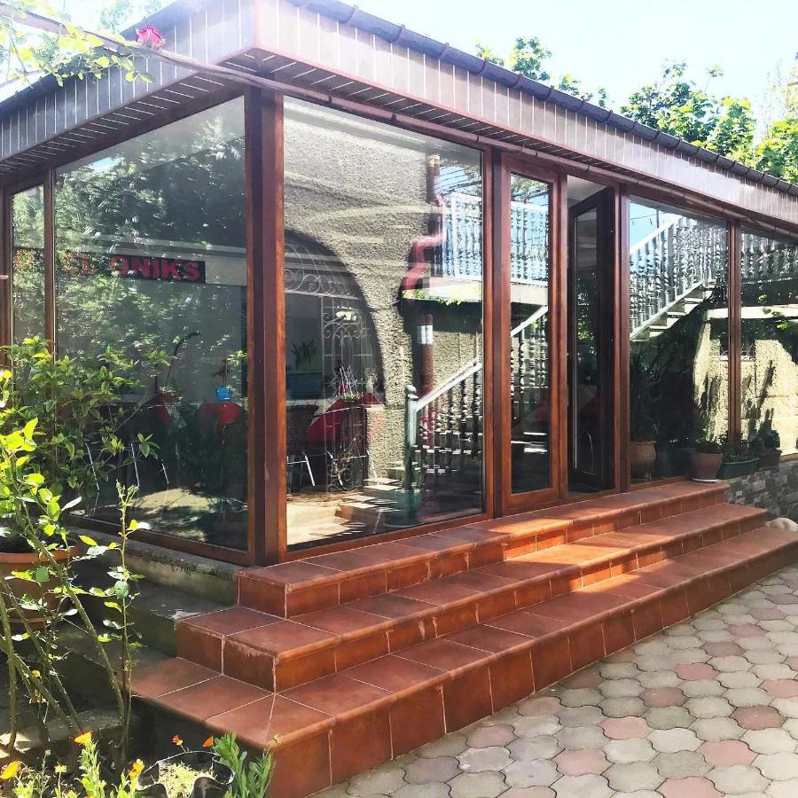 Hotel Oniks Kutaisi Dış mekan fotoğraf