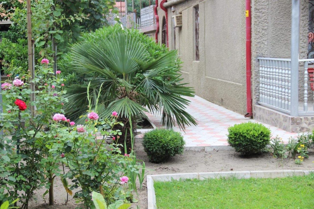 Hotel Oniks Kutaisi Dış mekan fotoğraf